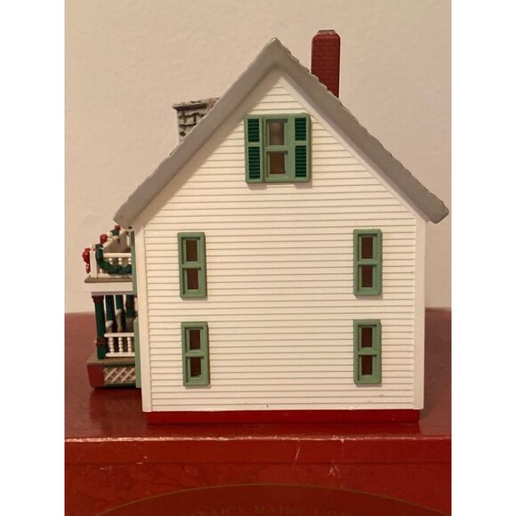 Sarah Plain and Tall LOT 4 Hallmark Holiday Christmas Village Houses 1994 - Picture 14 of 16